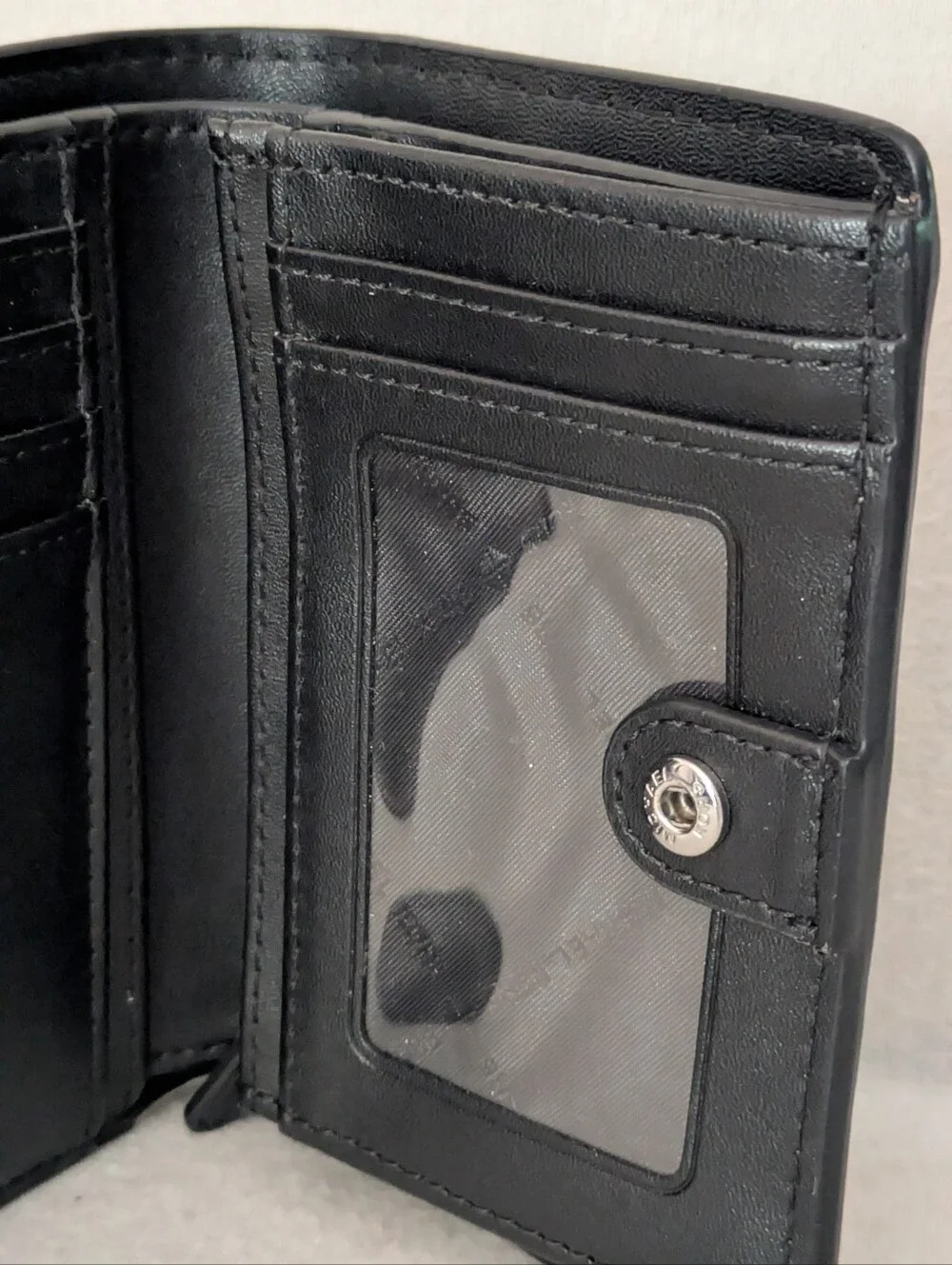 Michael Kors Jet Set Snap Wallet